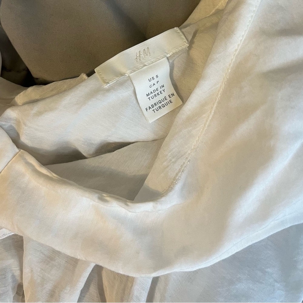 H&M Small White Ruffled Top - Picture 4 of 4